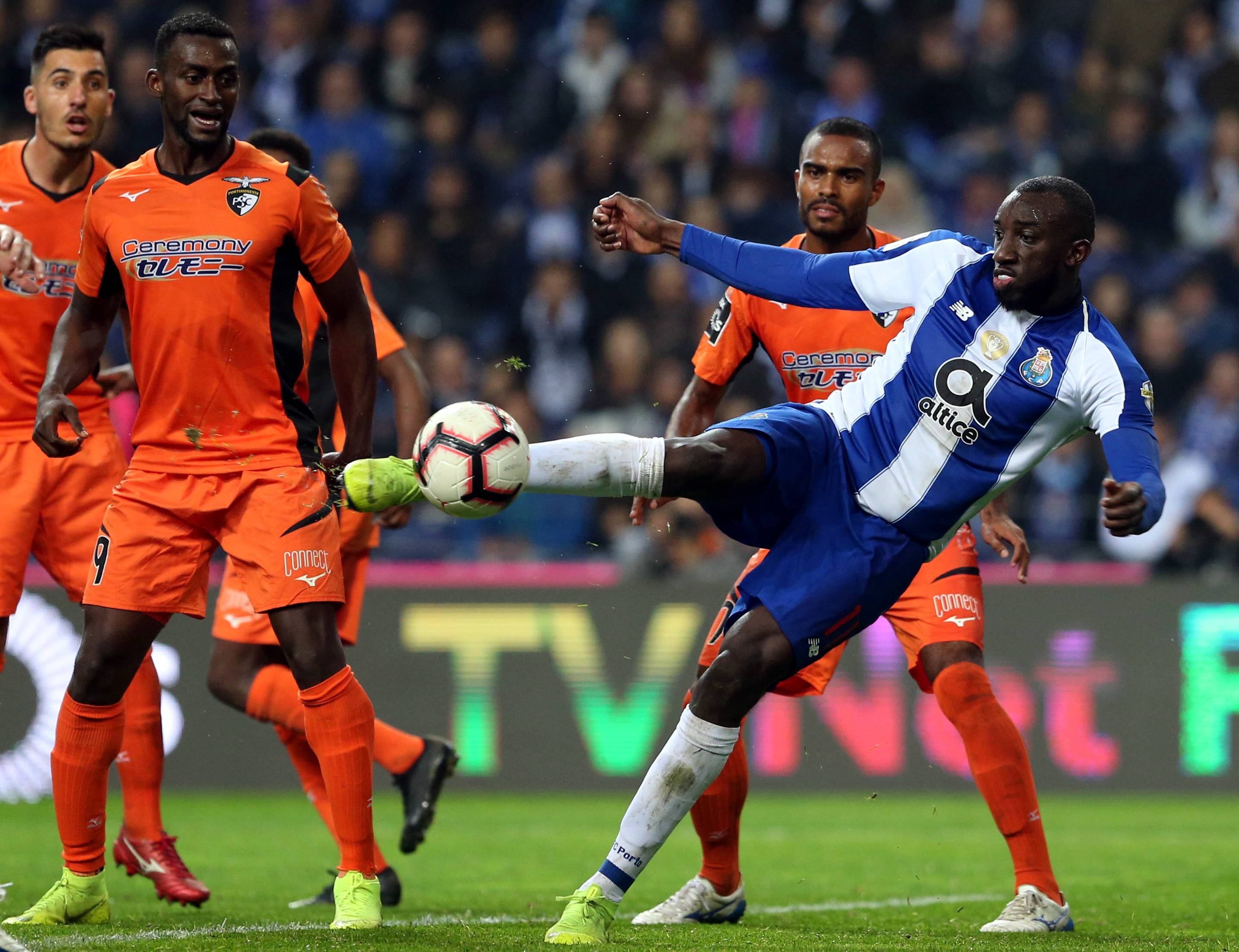 关于葡甲球队击败对手晋级联赛四强的信息 关于葡甲球队击败对手晋级联赛四强的信息