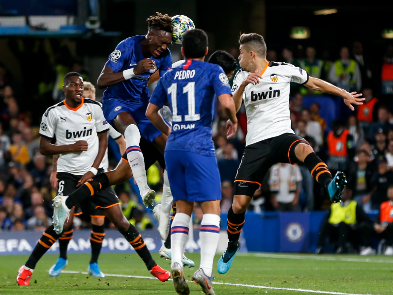 切尔西大胜：蓝军巨人击败对手