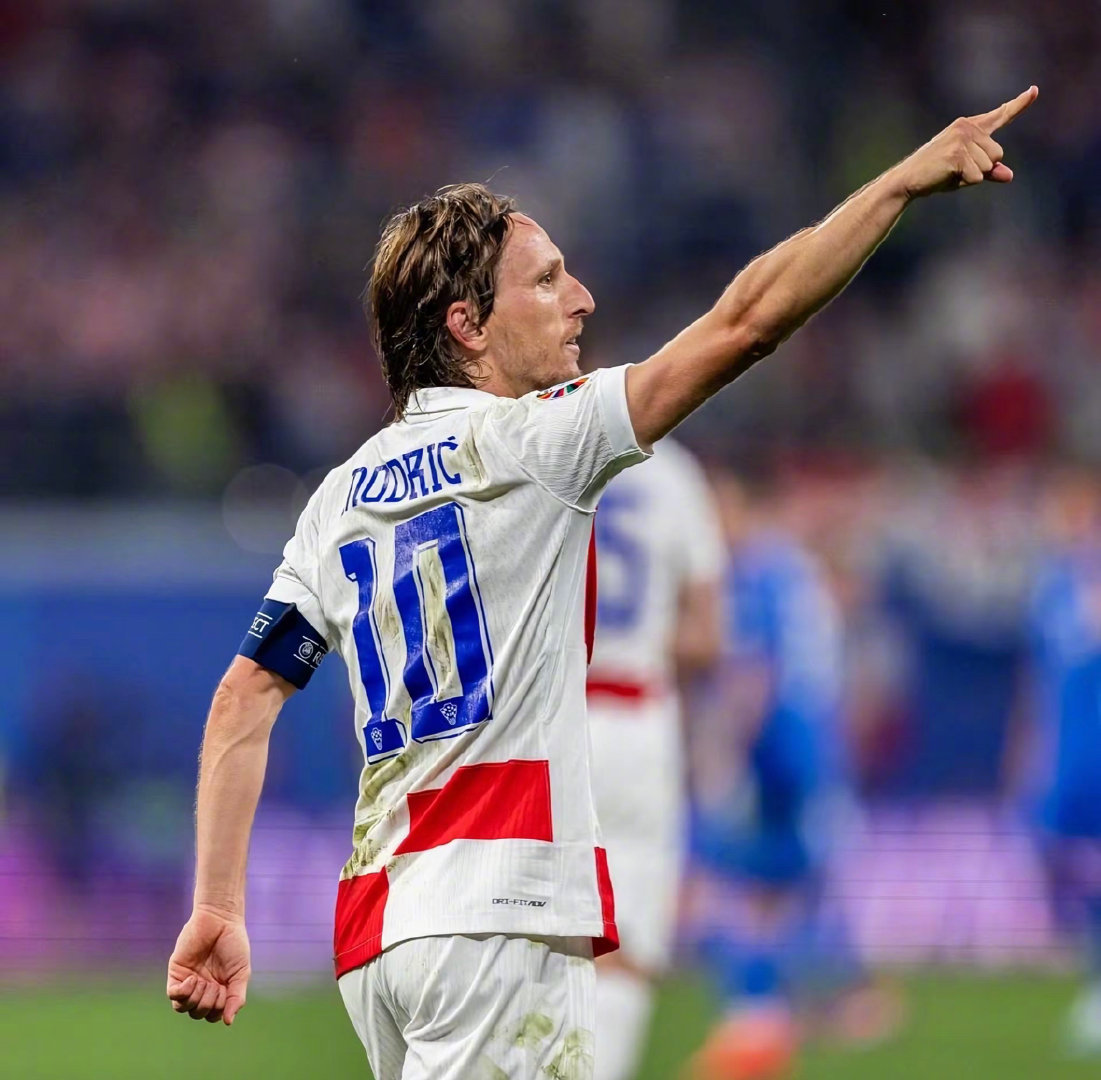 雷火电竞亚洲先驱-关于德国队实力强劲，欧洲杯中风头无两的信息