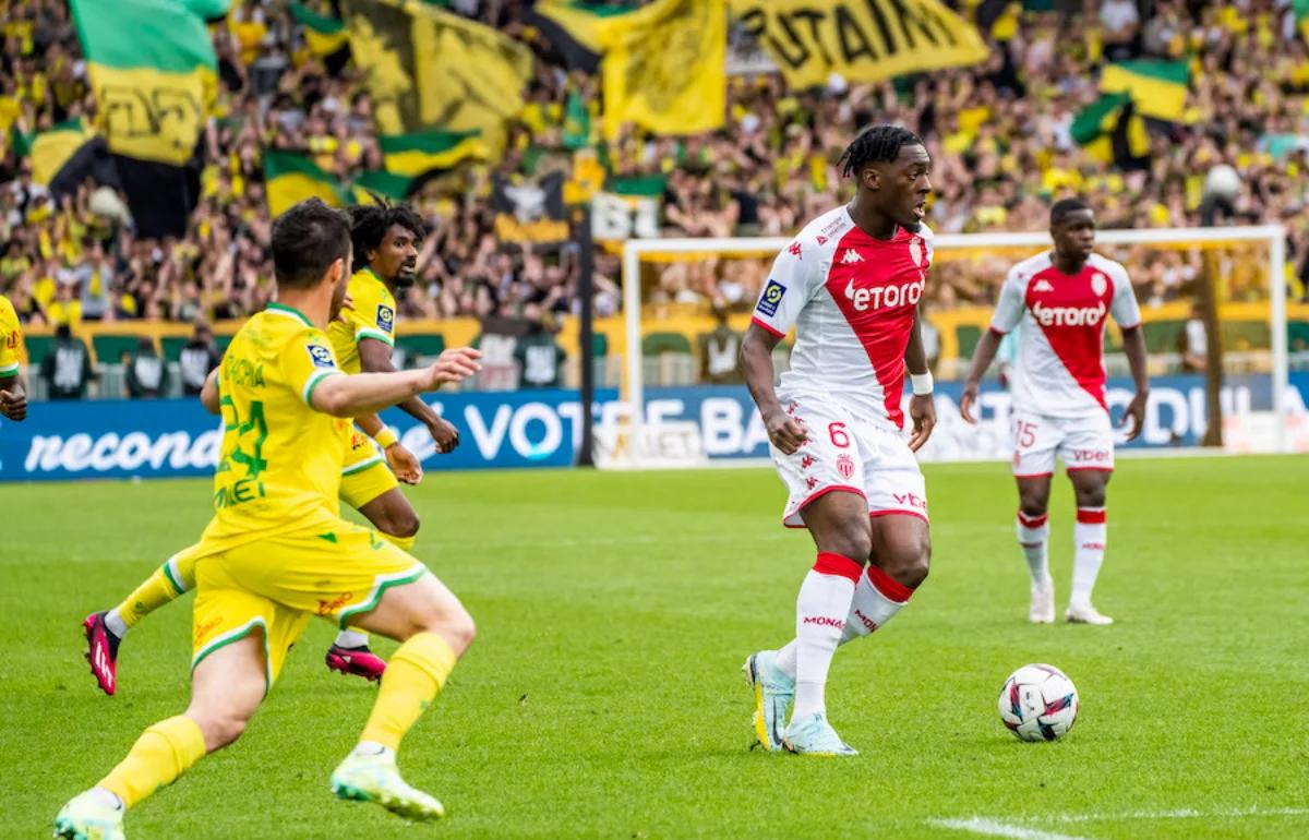 雷火电竞-摩纳哥球员遭遇集体失常，球队遭遇连败的简单介绍