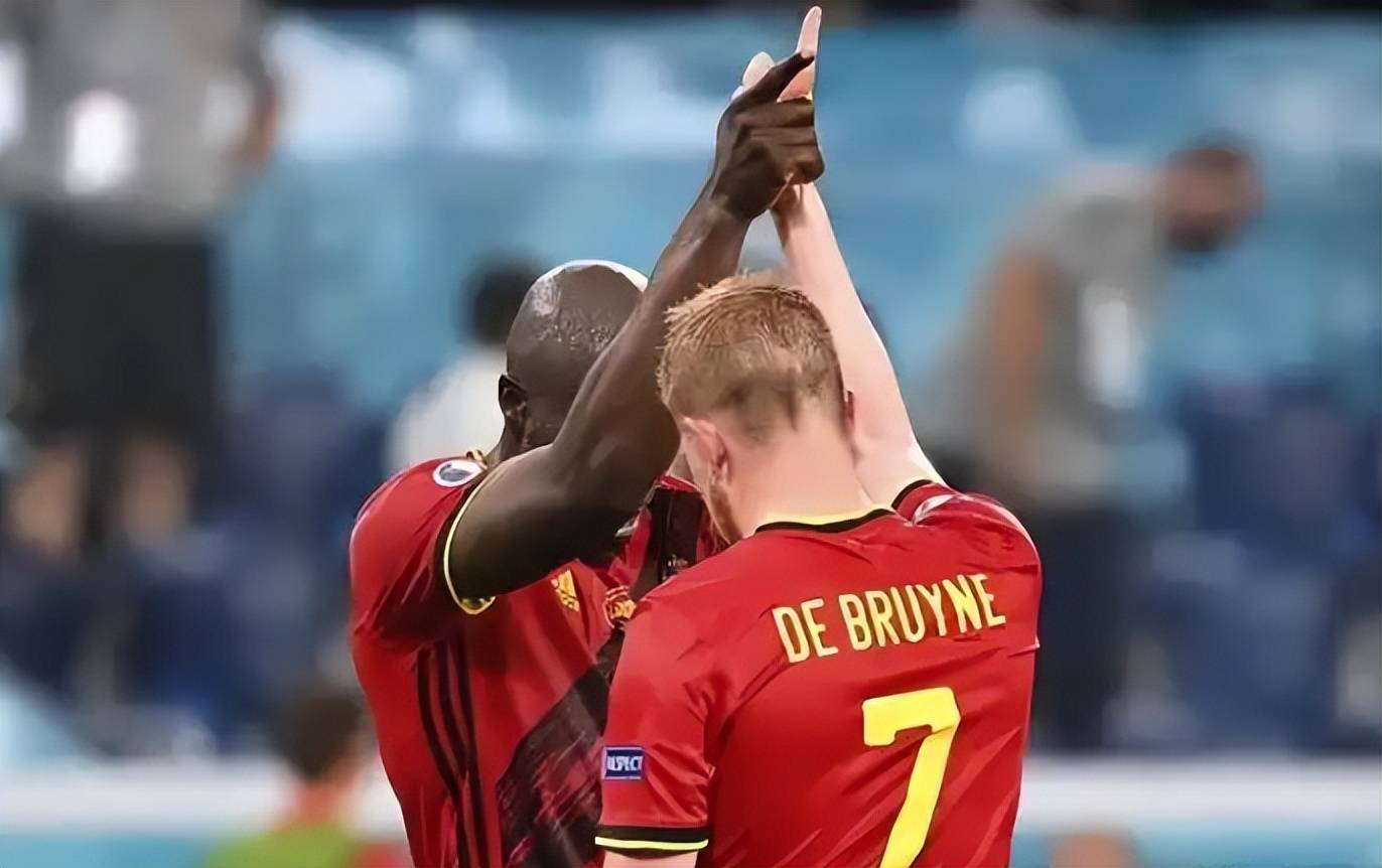 雷火电竞下载-欧国联赛近日火热进行，名将频频出击争夺胜利