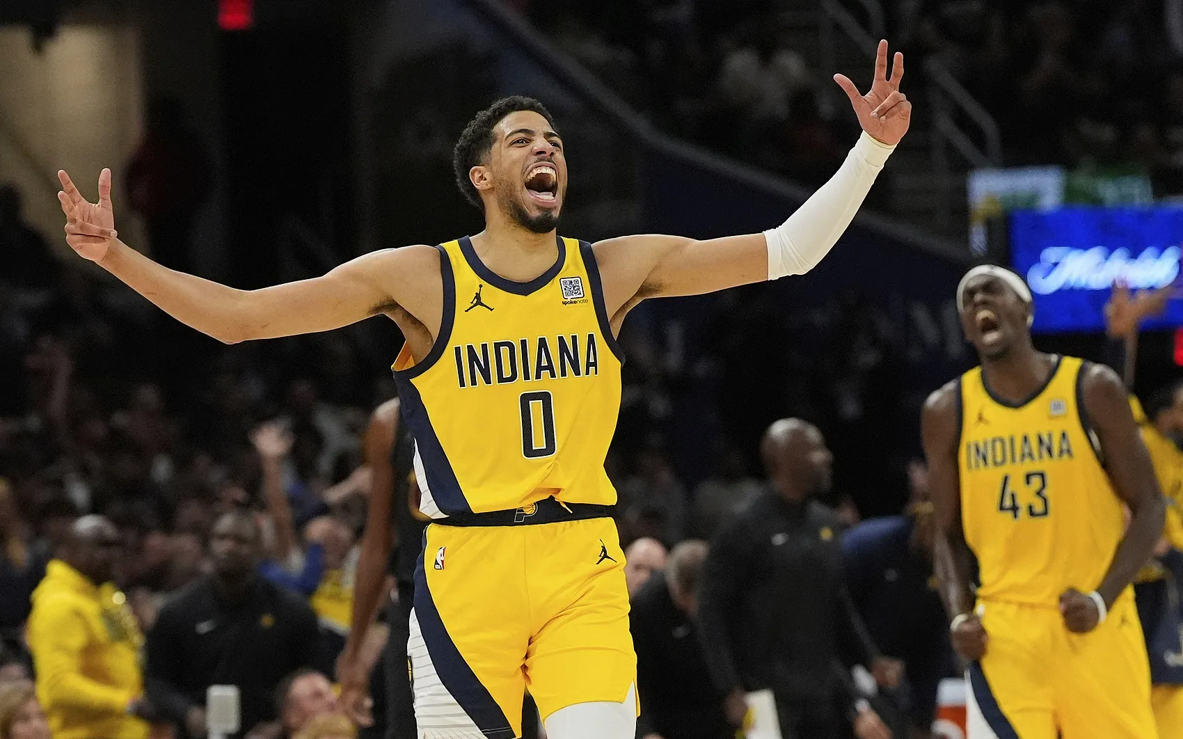 步行者队内讧不断，危机四伏的简单介绍