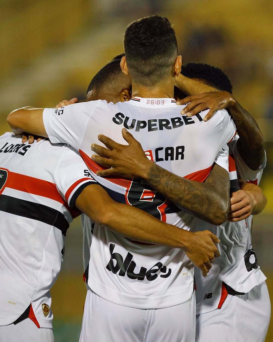 拉齐奥客场击败巴勒莫，取得关键三分