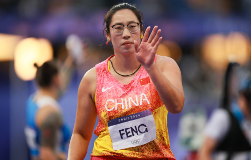 雷火电竞亚洲先驱-挪威选手摘得射击女子米童装的金牌的简单介绍