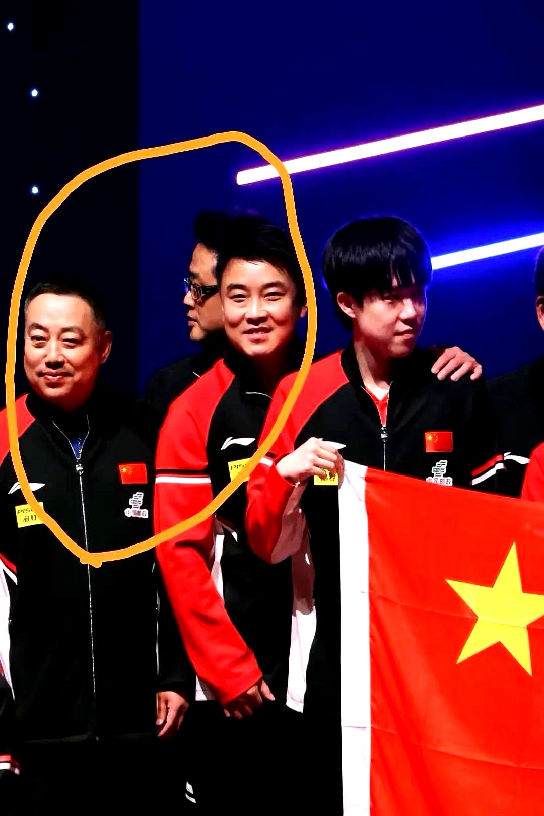 雷火电竞app-金州勇士险胜JDG，王皓攻防两端统治比赛焦点之战半决赛，留下经典瞬间的简单介绍