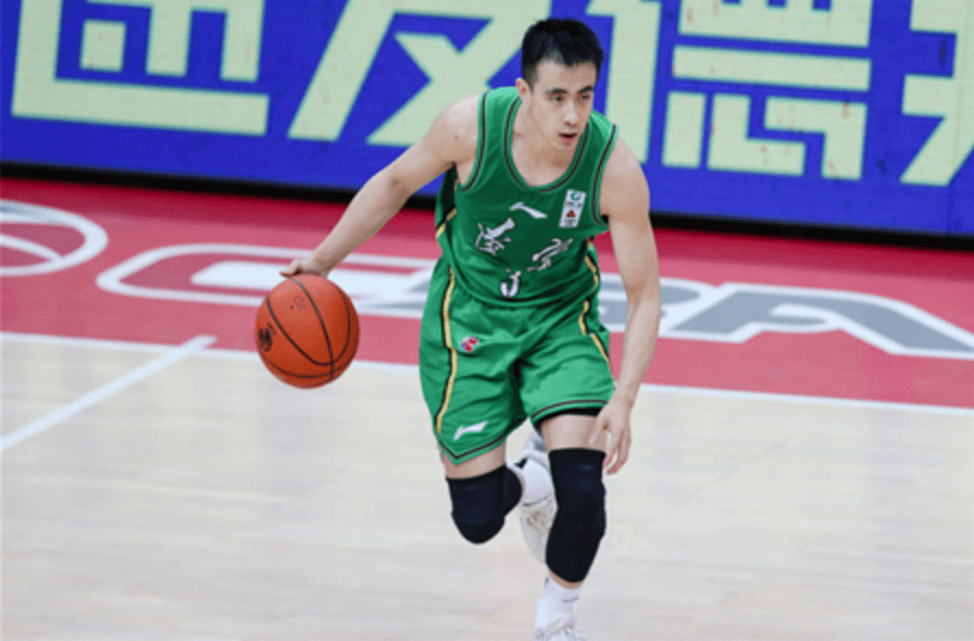 雷火电竞网站-四川队绝杀雄鹿，赵继伟刷新纪录