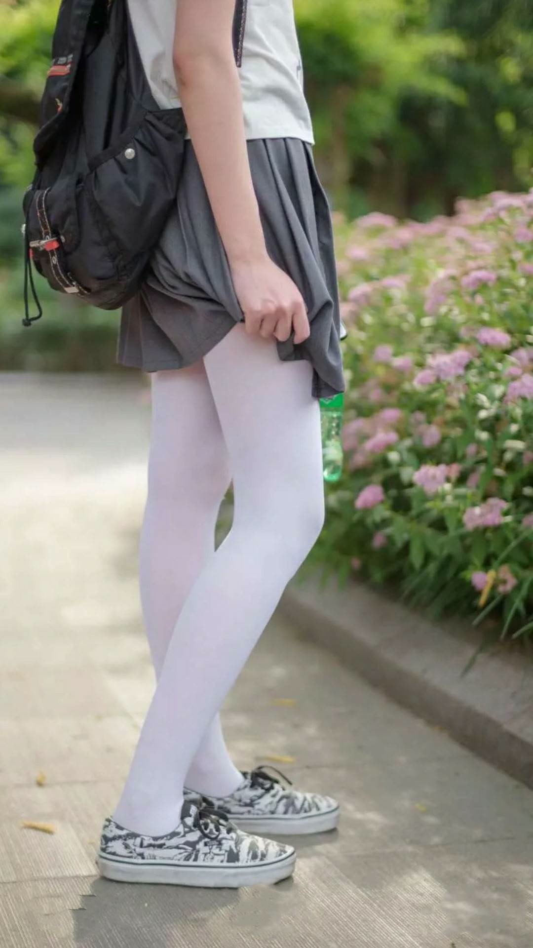 洪都拉斯爆冷胜丹麦，德里赫特压制级发挥徒劳